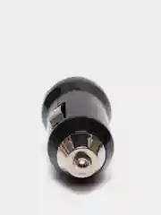 Черный автомобильное зарядное устройство USB