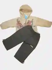 Бежевый костюм