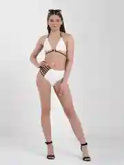 Белый купальник женский
