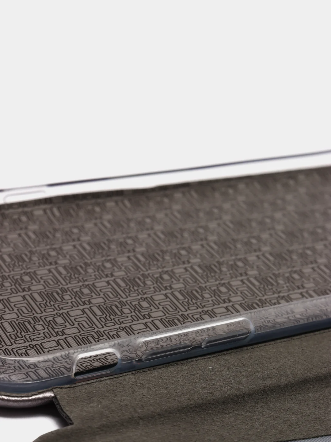 Серебряный чехол книжка Apple iPhone 6 / 6s