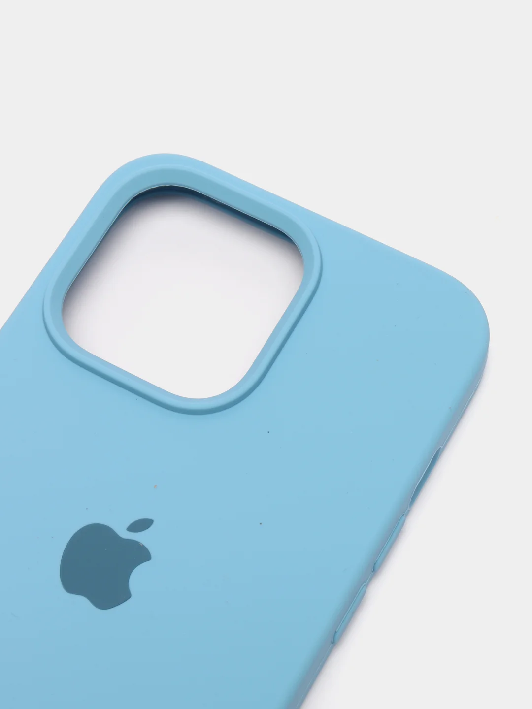 Голубой чехол Silicone Case для iPhone 13 Pro с закрытым низом