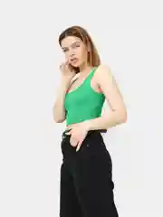 Зеленый топ женский