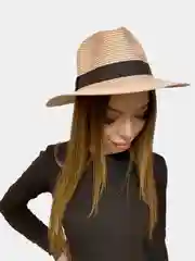 Бежевый шляпа женская летняя