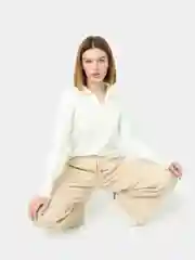 Белый пуловер женский