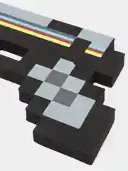 Черный пистолет по мотивам игры Minecraft (Майнкрафт)