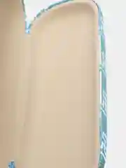 Голубой футляр для очков