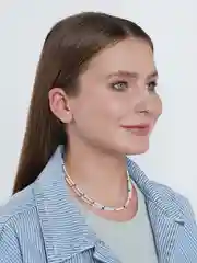 Двойное ожерелье-чокер из мелкого жемчуга с цветными бусинами