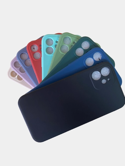 Чехол на iPhone 12