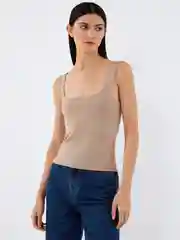 Топ женский ZARINA базовый на широких бретелях