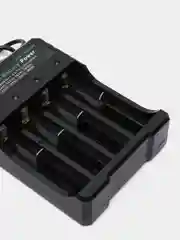 Зарядное устройство для 4-х аккумуляторов 18650 от USB