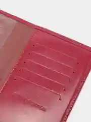 Розовый обложка на паспорт с картхолдером из натуральной кожи