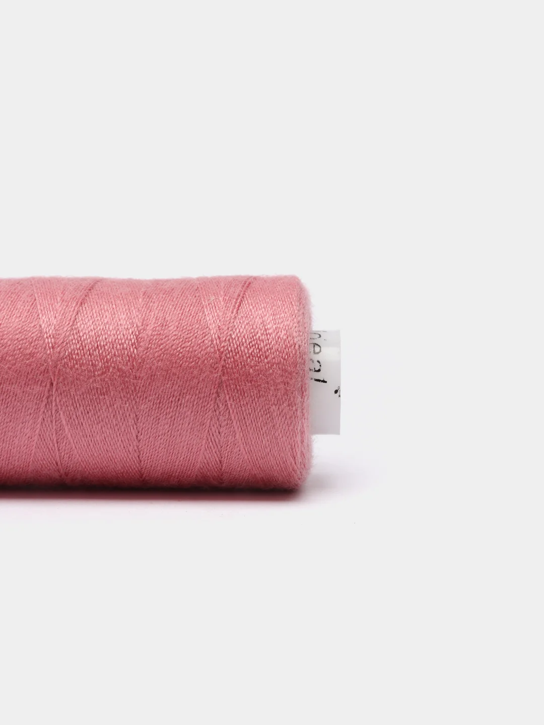 Розовый нитки бытовые, 40/2, 366 м, п/э, цвет на выбор