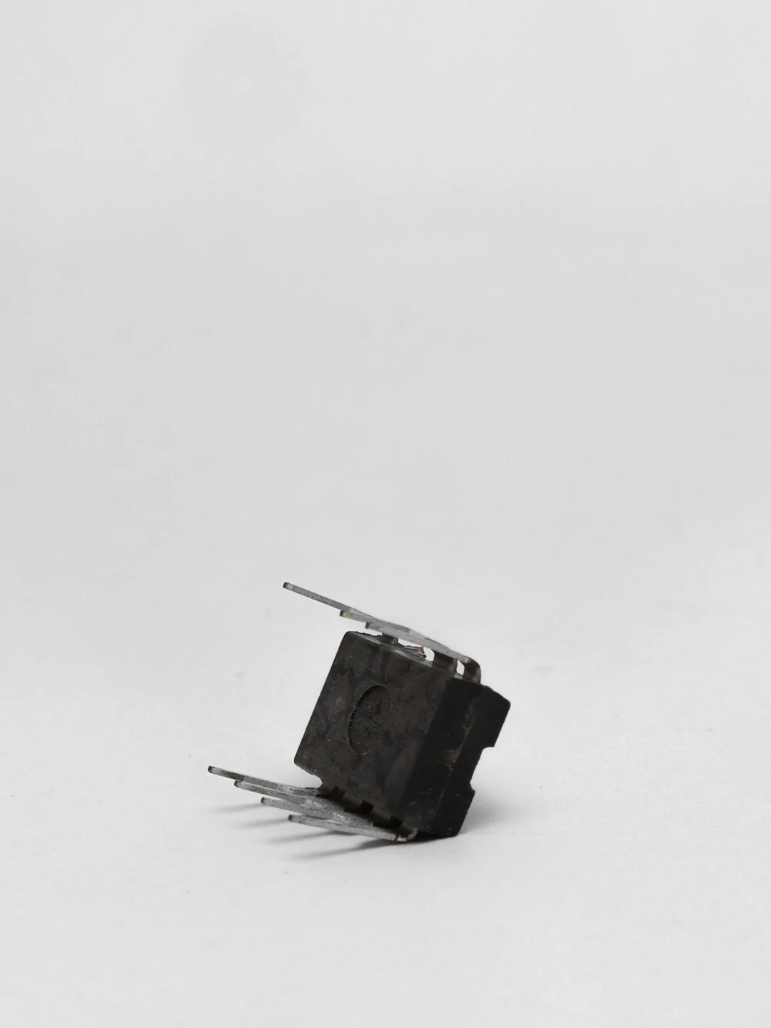Микросхема LNK304PN DIP-7