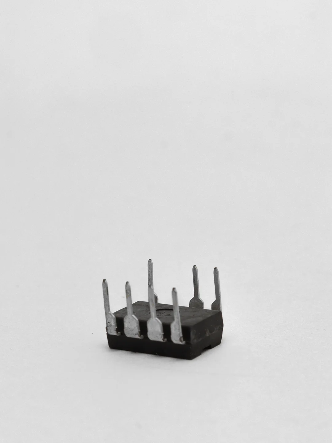 Микросхема LNK304PN DIP-7