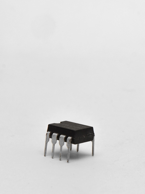 Микросхема LNK304PN DIP-7