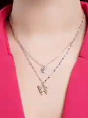 Двухслойное ожерелье с бабочкой