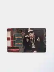 Красный наклейка на банковскую карту BTS "Мин Юнги"