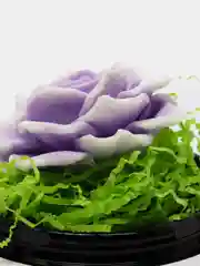 Фиолетовый букет из мыла, в куполе, подарок на 8 марта