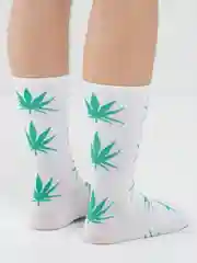 Зеленый носки мужские удлинённые с принтом