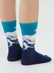 Голубой носки с картинами