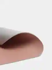Розовый коврик для мыши