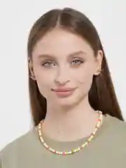 Прозрачный чокер из бусин