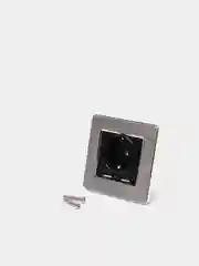 Серебряный розетка с USB-портами