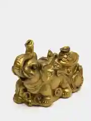 Карамельный статуэтки