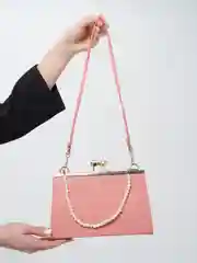 Коралловый женская сумка клатч с жемчужной клипсой через плечо