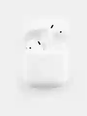 Белый чехол для наушников AirPods 1, 2, силиконовый