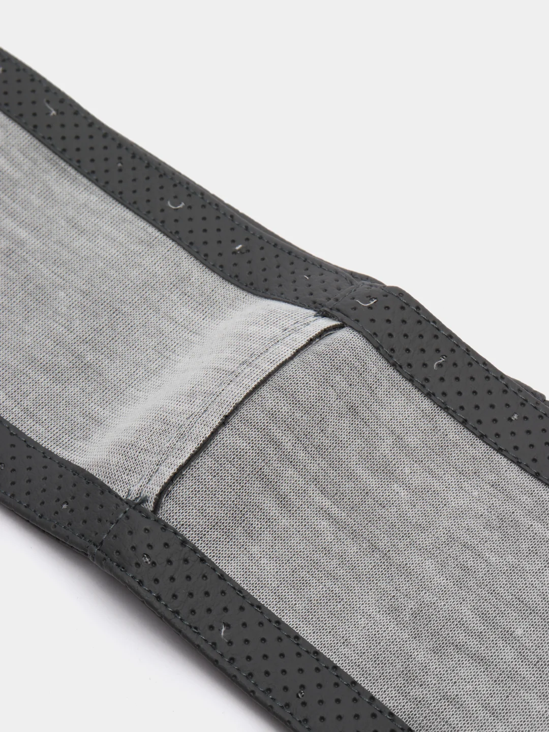 Оплетка на руль (чехол на руль) SKYWAY Corset M Серая экокожа S01102401