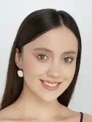 Белый квадратные серьги с камнем