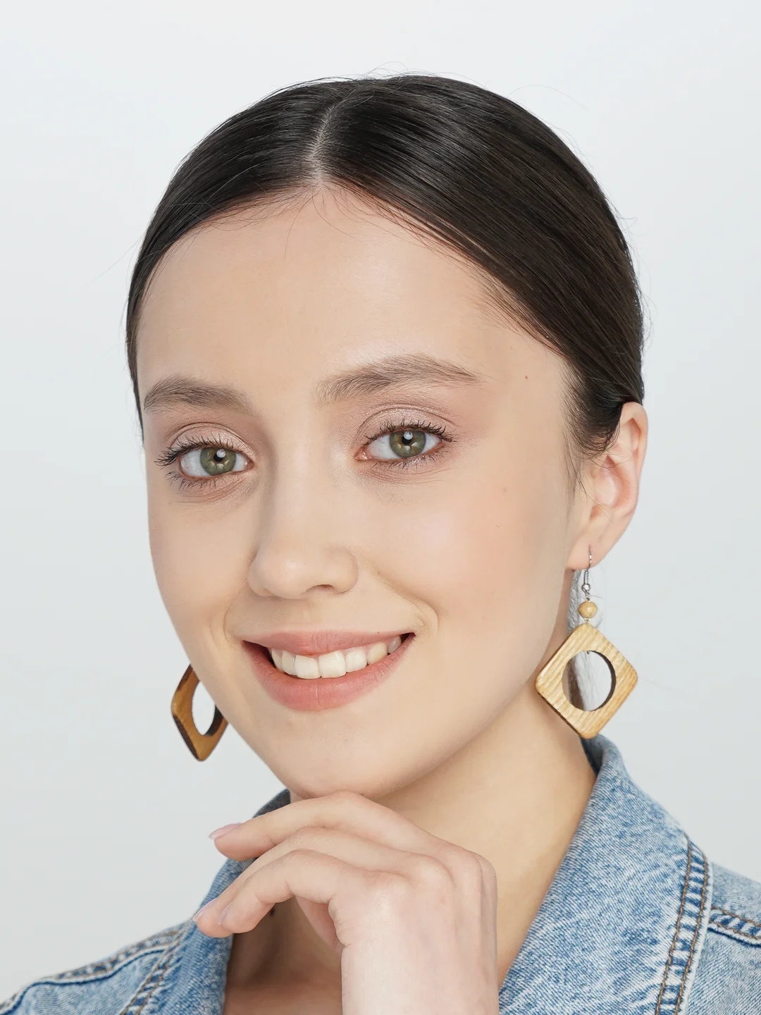 Серьги из дерева Ромбик 4,5 см