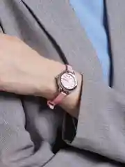 Розовый часы кварцевые женские