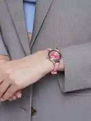 Розовый часы кварцевые женские
