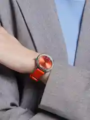 Красный женские кварцевые часы