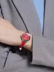 Красный часы кварцевые женские