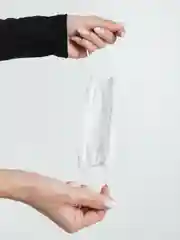 Белый многоразовая маска для лица со стразами