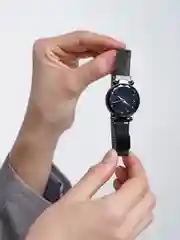 Черный женские наручные часы Overgift