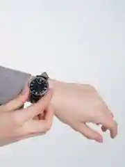 Черный женские кварцевые часы