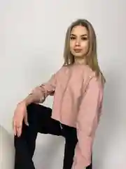 Пудровый свитшот укороченный