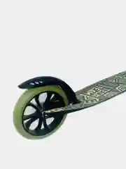 Зеленый самокат Comfort 180R