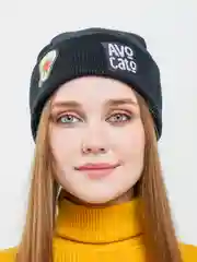 Черный женская шапка с принтом  Avocato