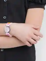 Белый часы детские