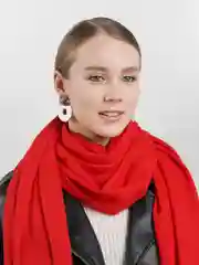 Красный палантин шарф платок