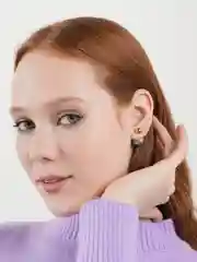 Зеленый серьги-пусеты разных цветов