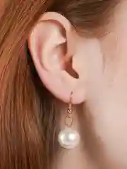 Кремовый серьги
