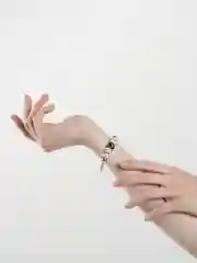 Кремовый браслет