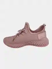 Женские кроссовки