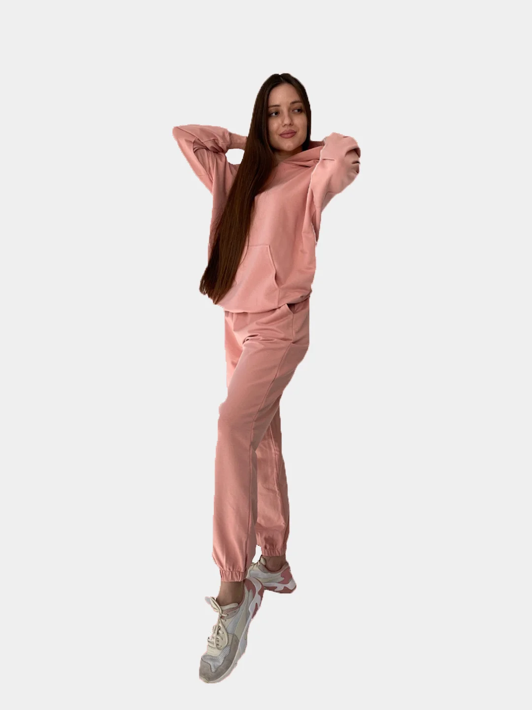 Розовый спортивный костюм женский